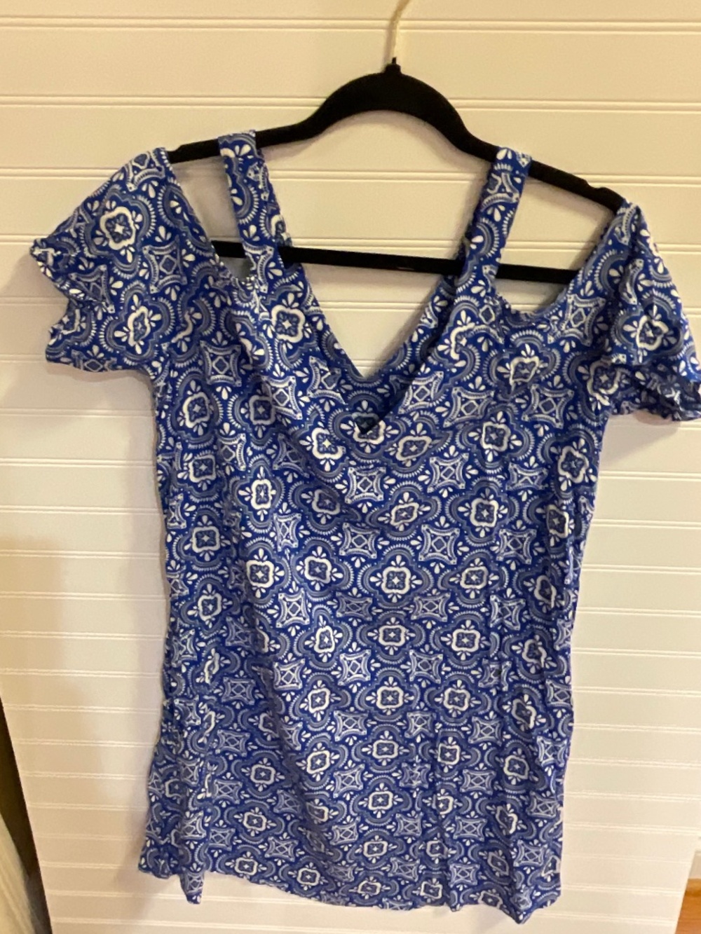All For Color Tessa Cut Out Dress Blue White Tile Print Size: S. NWT